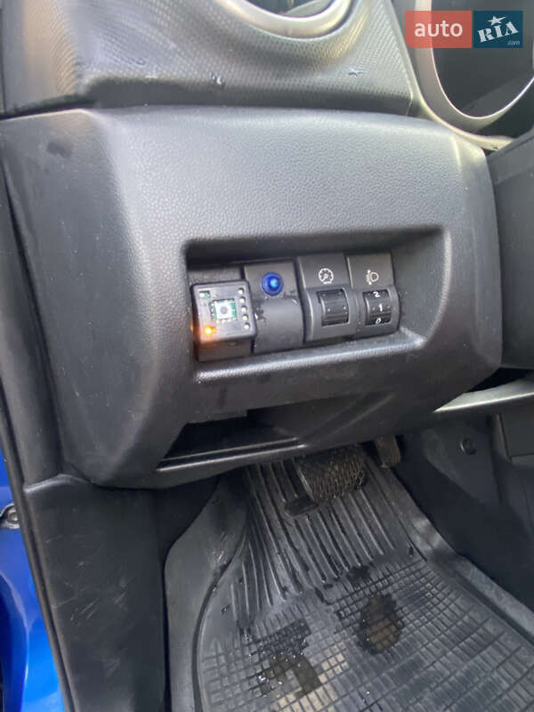 Хэтчбек Mazda 3 2006 в Киеве