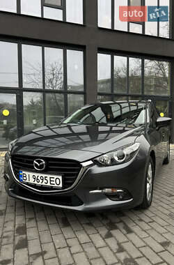 Седан Mazda 3 2013 в Полтаве