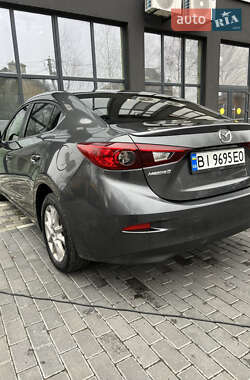 Седан Mazda 3 2013 в Полтаве