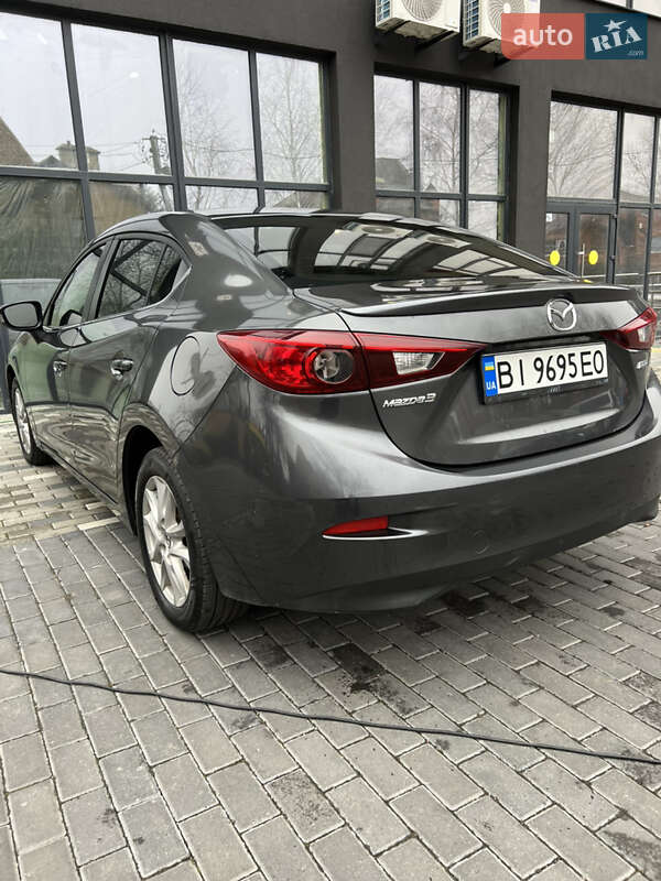 Седан Mazda 3 2013 в Полтаве