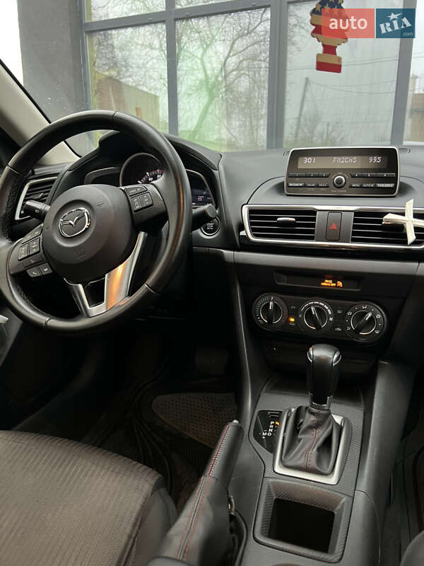 Седан Mazda 3 2013 в Полтаве