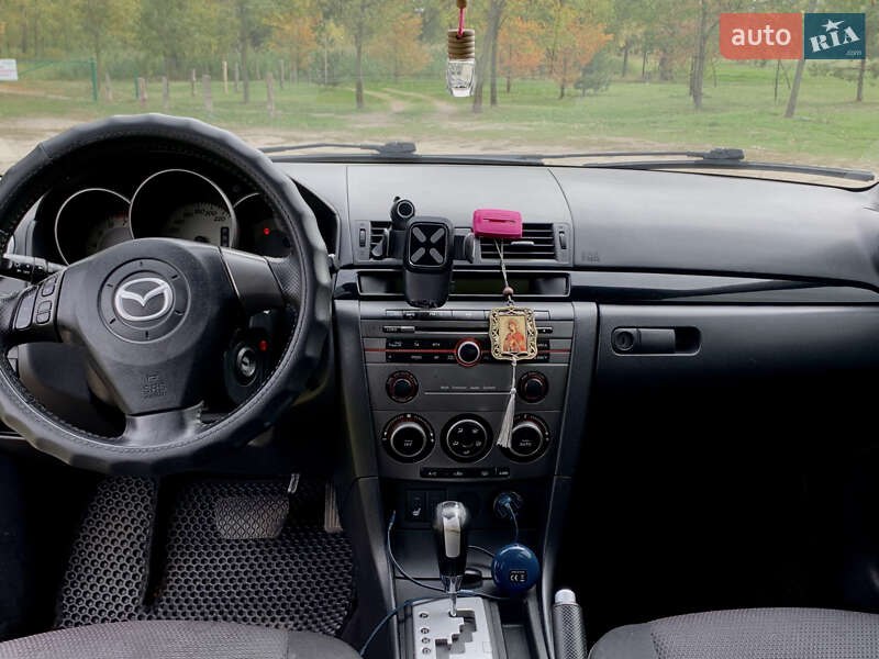 Седан Mazda 3 2008 в Черкасах