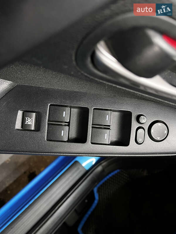 Хэтчбек Mazda 3 2009 в Кременчуге фото 12 Хэтчбек Mazda 3 2009 в Кременчуге