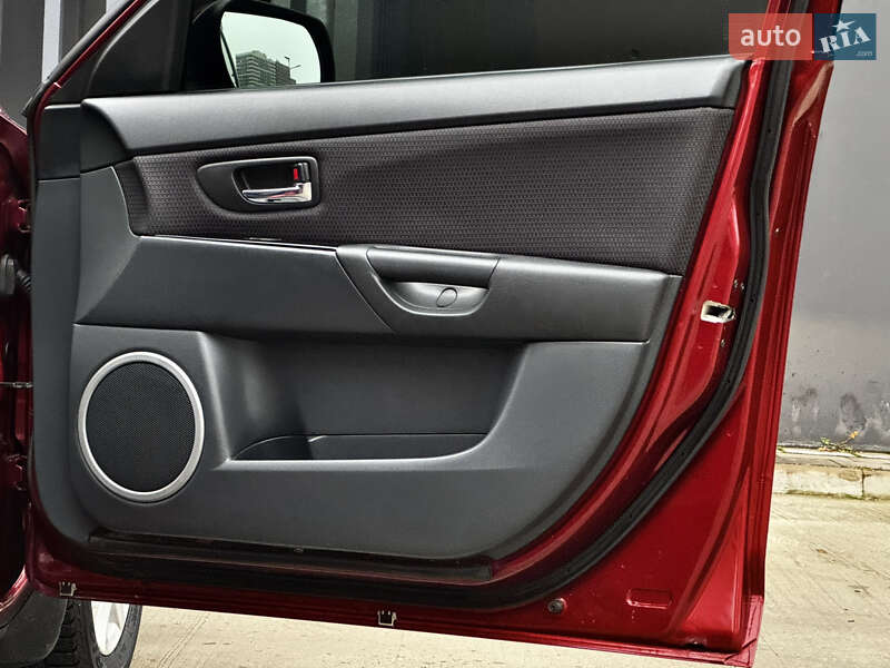 Седан Mazda 3 2008 в Києві