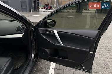 Седан Mazda 3 2012 в Вінниці