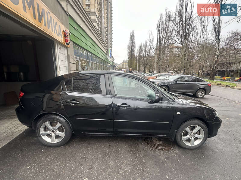 Седан Mazda 3 2004 в Одесі