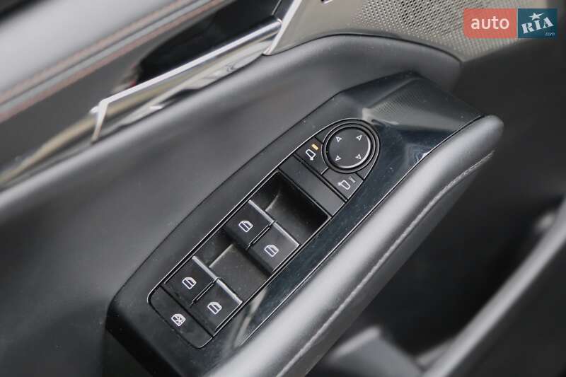 Хэтчбек Mazda 3 2019 в Киеве фото 23 Хэтчбек Mazda 3 2019 в Киеве