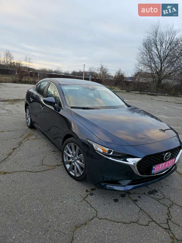 Седан Mazda 3 2023 в Полтаве