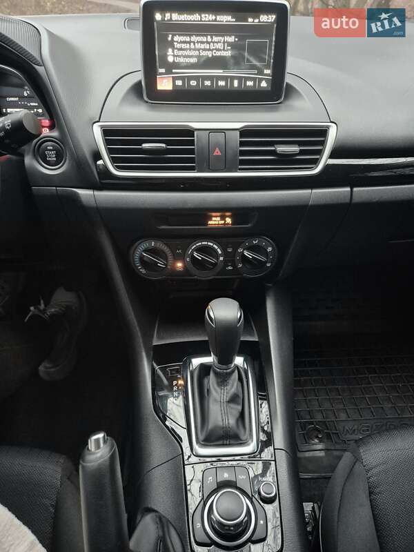 Хетчбек Mazda 3 2015 в Києві