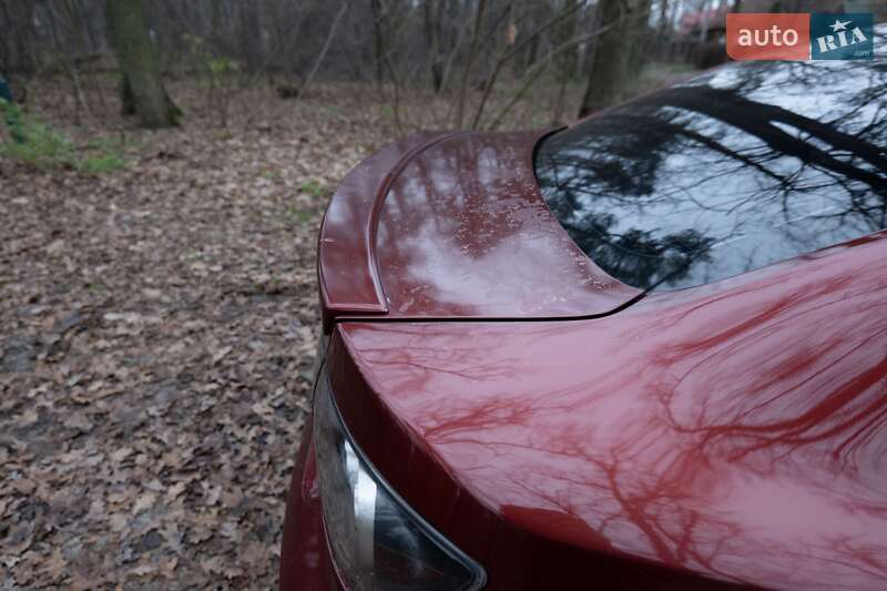 Седан Mazda 3 2008 в Києві