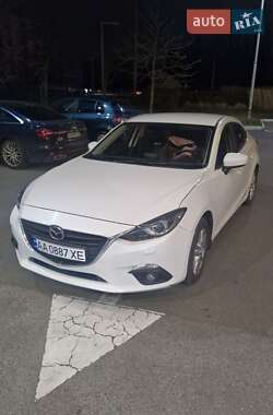 Седан Mazda 3 2015 в Києві