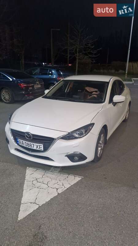 Mazda 3 2015