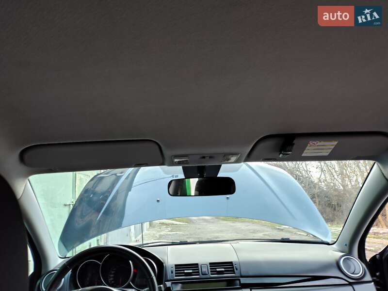Седан Mazda 3 2006 в Ровно