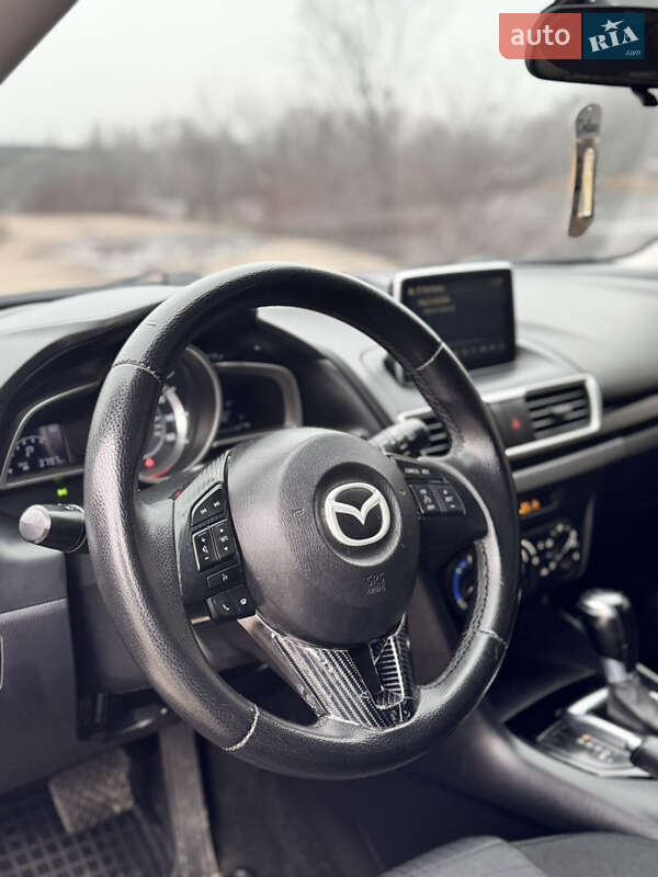 Хэтчбек Mazda 3 2015 в Киеве фото 7 Хэтчбек Mazda 3 2015 в Киеве