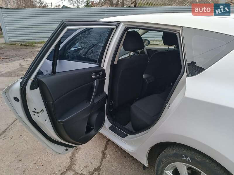 Седан Mazda 3 2010 в Харькове фото 14 Седан Mazda 3 2010 в Харькове