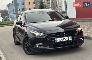 Седан Mazda 3 2017 в Дніпрі