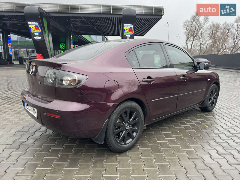 Седан Mazda 3 2008 в Днепре