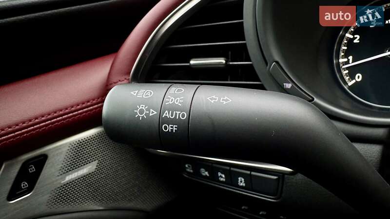 Хэтчбек Mazda 3 2024 в Чернигове