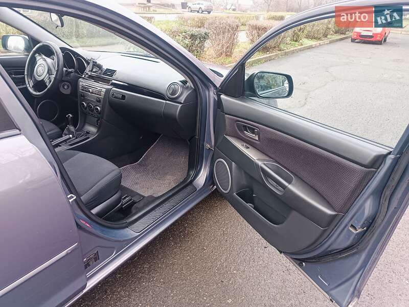 Хэтчбек Mazda 3 2007 в Южноукраинске фото 13 Хэтчбек Mazda 3 2007 в Южноукраинске