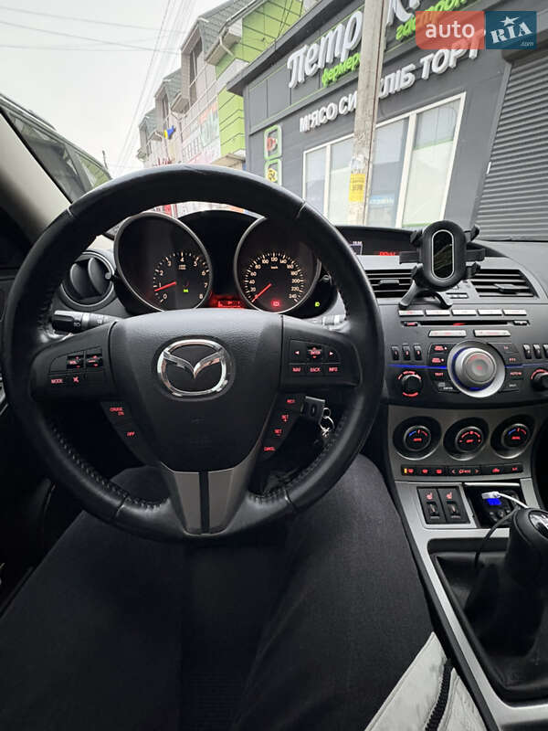 Седан Mazda 3 2009 в Бершаді