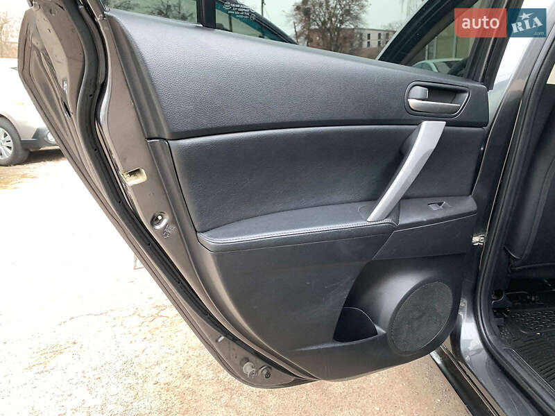 Седан Mazda 3 2012 в Виннице фото 19 Седан Mazda 3 2012 в Виннице