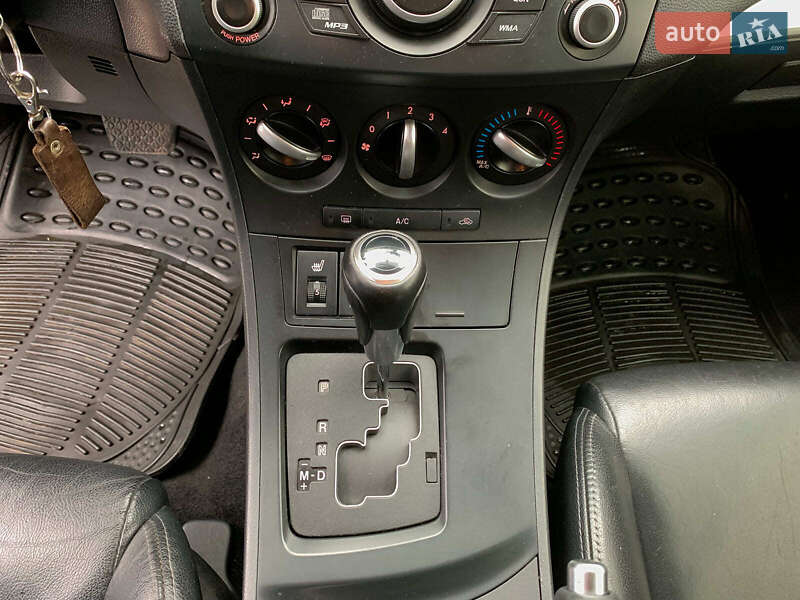 Седан Mazda 3 2012 в Виннице фото 35 Седан Mazda 3 2012 в Виннице