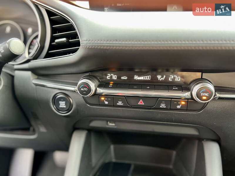 Хэтчбек Mazda 3 2019 в Киеве