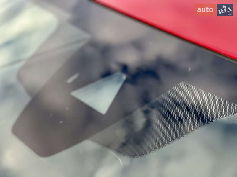 Хэтчбек Mazda 3 2019 в Киеве