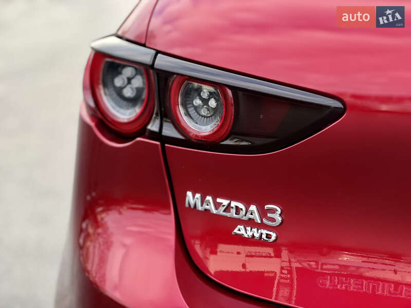 Хэтчбек Mazda 3 2019 в Киеве
