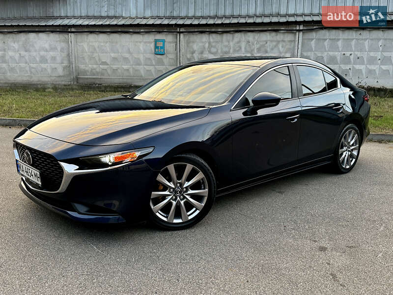 Седан Mazda 3 2020 в Киеве