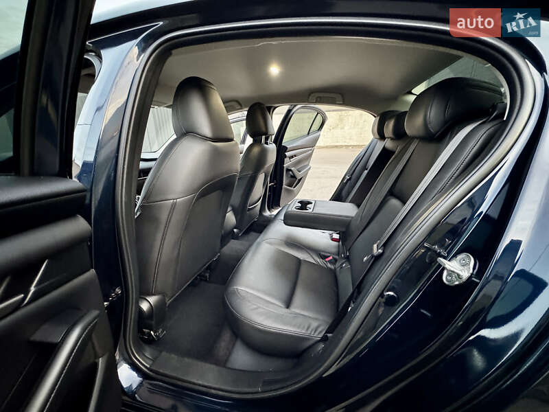 Седан Mazda 3 2020 в Киеве