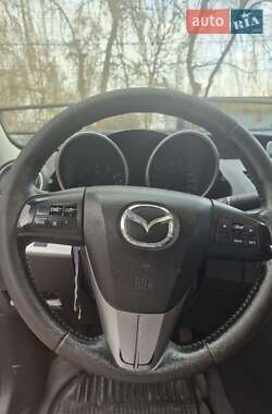 Седан Mazda 3 2010 в Виннице