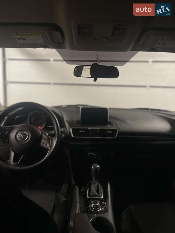 Хэтчбек Mazda 3 2016 в Киеве фото 12 Хэтчбек Mazda 3 2016 в Киеве