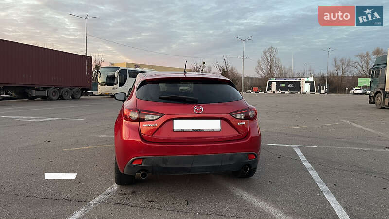Хэтчбек Mazda 3 2016 в Киеве фото 11 Хэтчбек Mazda 3 2016 в Киеве
