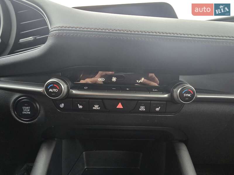 Хэтчбек Mazda 3 2022 в Киеве фото 15 Хэтчбек Mazda 3 2022 в Киеве