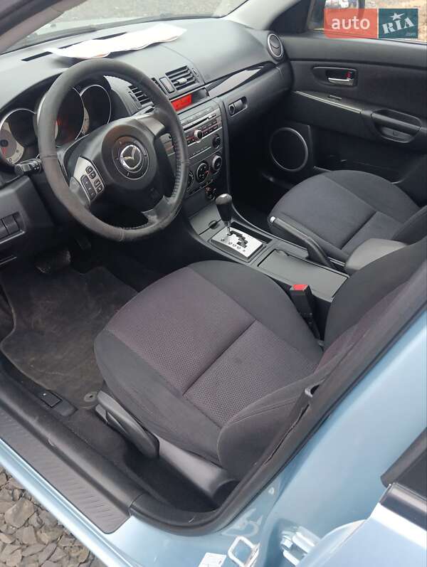 Хэтчбек Mazda 3 2007 в Луцке