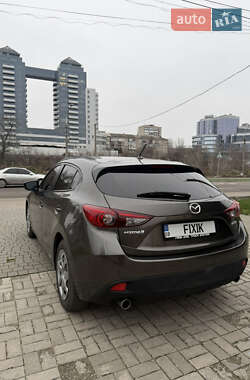 Хэтчбек Mazda 3 2015 в Запорожье