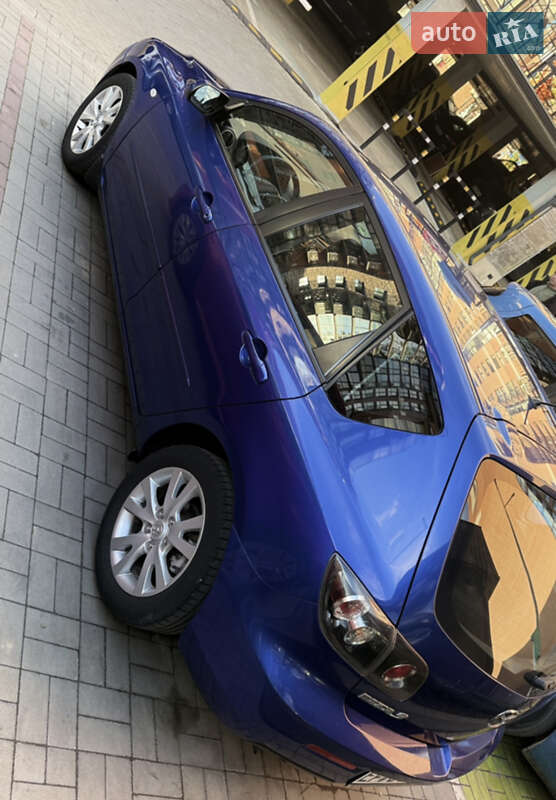 Седан Mazda 3 2009 в Луцке фото 6 Седан Mazda 3 2009 в Луцке