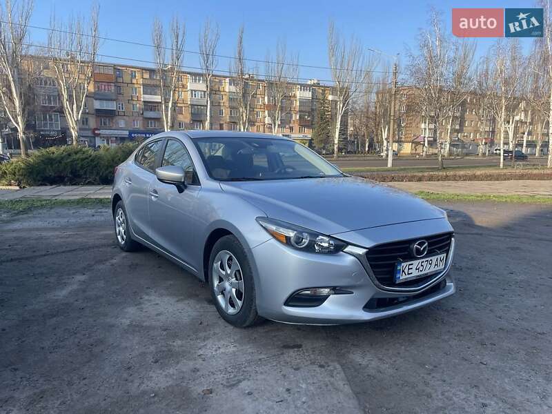 Седан Mazda 3 2018 в Кривому Розі