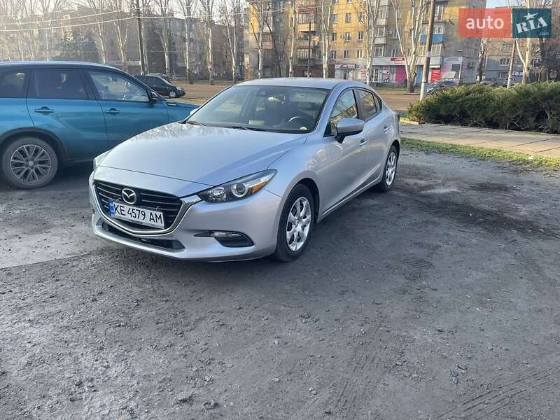 Седан Mazda 3 2018 в Кривому Розі