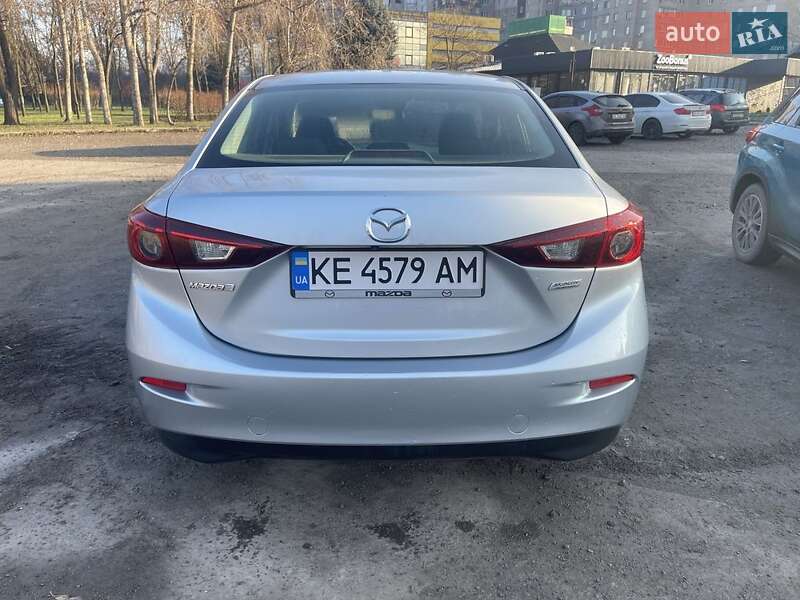Седан Mazda 3 2018 в Кривому Розі