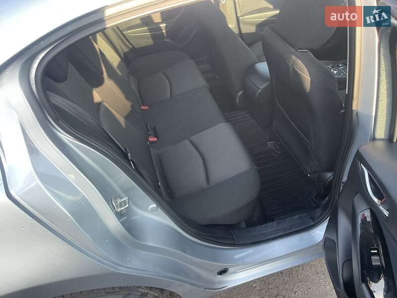Седан Mazda 3 2018 в Кривому Розі