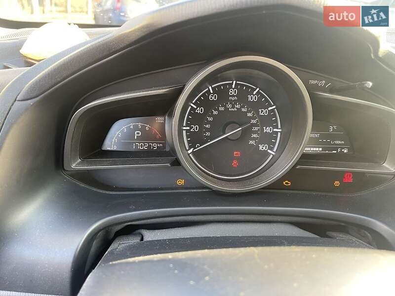 Седан Mazda 3 2018 в Кривому Розі