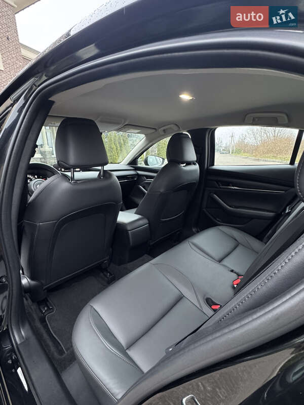 Седан Mazda 3 2023 в Киеве фото 29 Седан Mazda 3 2023 в Киеве