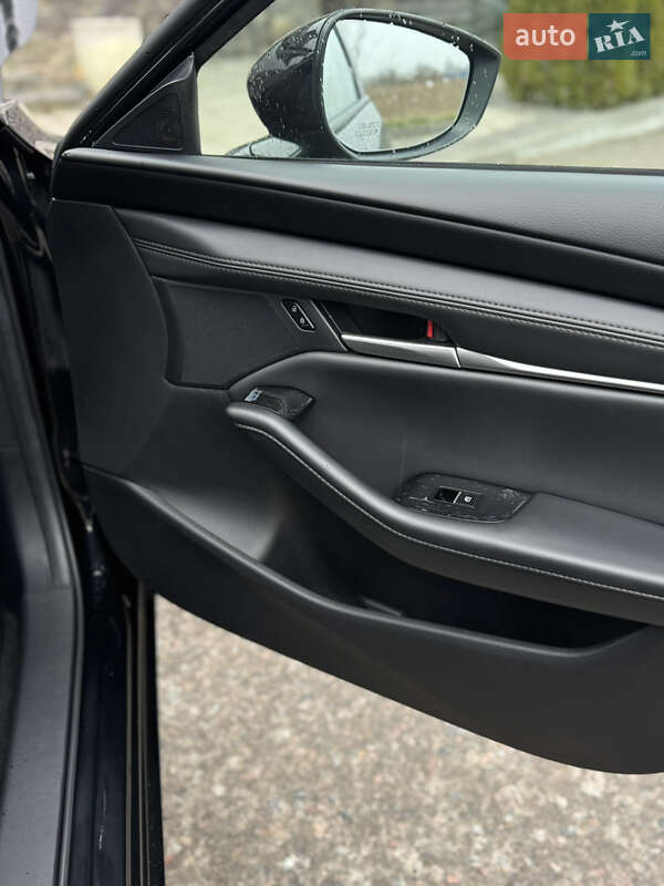 Седан Mazda 3 2023 в Киеве фото 34 Седан Mazda 3 2023 в Киеве