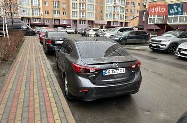 Седан Mazda 3 2015 в Киеве