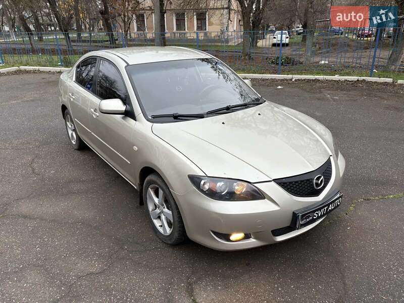 Седан Mazda 3 2005 в Николаеве