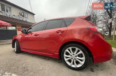 Хэтчбек Mazda 3 2011 в Запорожье