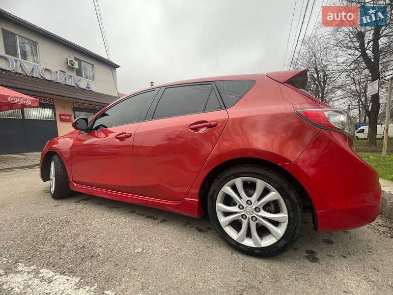 Хэтчбек Mazda 3 2011 в Запорожье