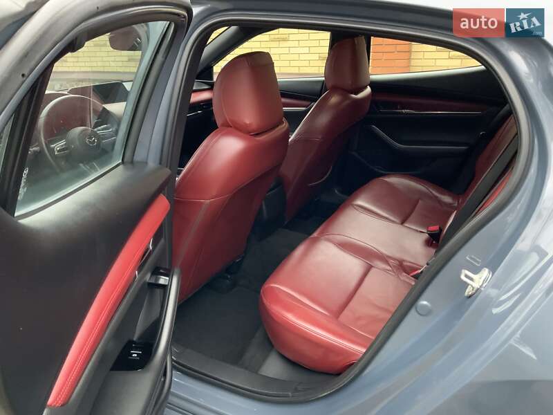 Хетчбек Mazda 3 2019 в Полтаві